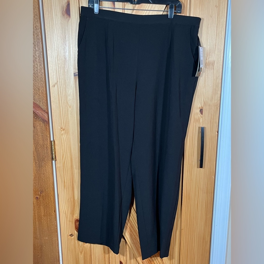 NWT Briggs 18W Short Comfort Waistband Hidden Elastic Black Dress Pants